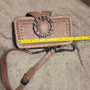 Tan Faux Leather Studded Women's Crossbody Bag. Perfect Size For Concert EUC.